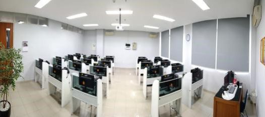 LABORATORIUM BAHASA